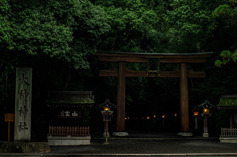 大神神社（二の鳥居）