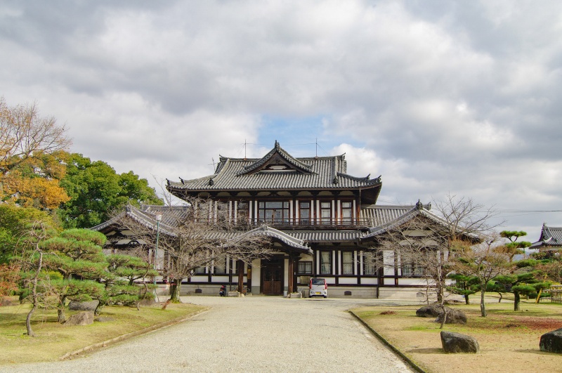 郡山城址会館