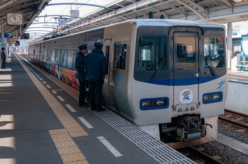 8000系電車（JR四国）