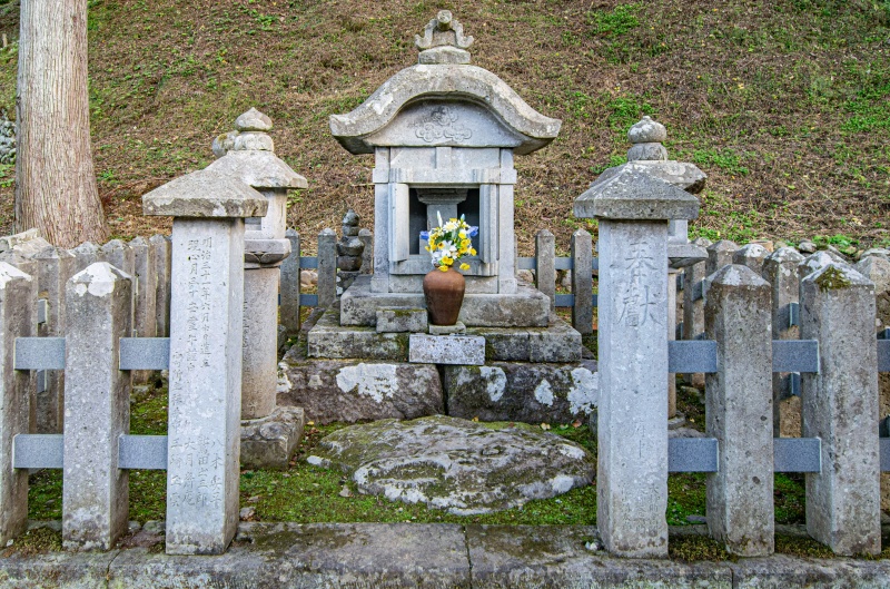 朝倉義景墓所