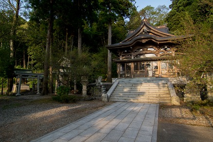 【写真】雄神神社（拝殿）