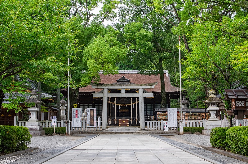 武田神社（拝殿）