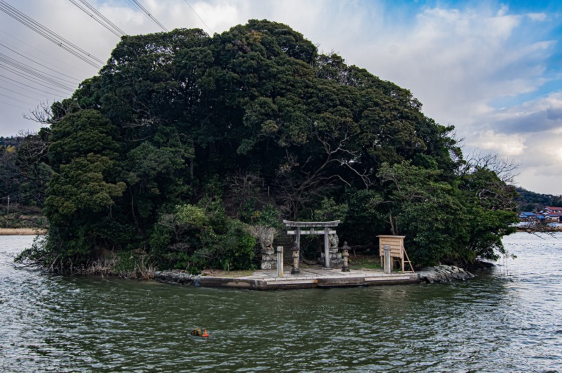 手間天神社（塩楯島）