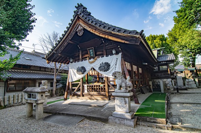 羊神社（拝殿）